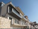 Apartmanok Iva - with beautiful view: A1(4+1) Omis - Riviera Omis  - ház