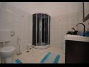 Apartmanok Jugana - with pool : A1 donji(4), A2 gornji(4) Sumpetar - Riviera Omis  - Apartman - A2 gornji(4): fürdőszoba toalettel