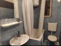 Apartmanok Nives - great location: A1(6), A5(2), A6(2), A7(2), A2(4), A3(3), A4(3) Novalja - Pag sziget  - Apartman - A4(3): fürdőszoba toalettel