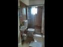 Apartmanok Ankica - pool & garden A1(9), A2(8) Kampor - Rab sziget  - Apartman - A1(9): fürdőszoba toalettel