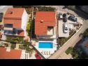Házak a pihenésre Mirka - with heated pool: H(8+2) Öböl Stivasnica (Razanj) - Riviera  Sibenik  - Horvátország  - medence (ház és környéke)