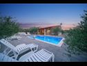 Házak a pihenésre Ivy - with outdoor swimming pool: H(4+2) Vodice - Riviera  Sibenik  - Horvátország  - ház
