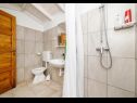 Házak a pihenésre Dusko - robinson: H(2+2) Zirje (Zirje sziget) - Riviera  Sibenik  - Horvátország  - H(2+2): fürdőszoba toalettel