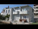Apartmanok Ivica - parking: A1(4+2), A2(4+1) Kastel Gomilica - Riviera Split  - ház