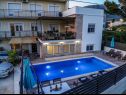 Apartmanok Zdene - private pool: A1(6+2), A2(6) Kastel Luksic - Riviera Split  - ház