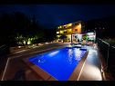 Apartmanok Mariska - with swimming pool: A1(6+2), A2(6+2) Podstrana - Riviera Split  - ház