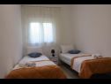 Apartmanok Ivo - free parking & BBQ: A1(6) Sinj - Riviera Split  - Apartman - A1(6): hálószoba