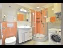 Apartmanok SaMa - modern & comfortable: A1(5+2) Split - Riviera Split  - Apartman - A1(5+2): fürdőszoba toalettel