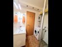 Apartmanok Lovely - modern & comfy : SA1(2) Split - Riviera Split  - Apartmanstudió - SA1(2): fürdőszoba toalettel