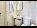 Apartmanok Sol - city centar: A1(2+2), SA2(3) Split - Riviera Split  - Apartmanstudió - SA2(3): fürdőszoba toalettel