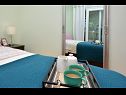 Apartmanok Zeljko - with pool : A1(6) Marina - Riviera Trogir  - Apartman - A1(6): hálószoba