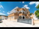 Apartmanok Lux 1 - heated pool: A1(4), A4(4) Marina - Riviera Trogir  - ház