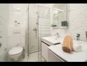 Apartmanok Lux 1 - heated pool: A1(4), A4(4) Marina - Riviera Trogir  - Apartman - A1(4): fürdőszoba toalettel