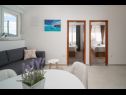 Apartmanok Lux 1 - heated pool: A1(4), A4(4) Marina - Riviera Trogir  - Apartman - A1(4): ebédlő