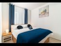 Apartmanok Lux 3 - heated pool: A5(4+2), A6(4+2) Marina - Riviera Trogir  - Apartman - A5(4+2): hálószoba