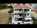 Apartmanok Ante - 60m from the sea: A1(2+3), A2(2+2), A4(6+2) Seget Donji - Riviera Trogir  - ház