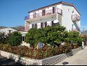 Apartmanok VV A1(2+1), A2(5), A3(7) Seget Vranjica - Riviera Trogir  - ház