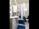 Apartmanok Stipe - 25m from the sea: A1(4+1) Sevid - Riviera Trogir  - Apartman - A1(4+1): fürdőszoba toalettel