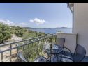 Apartmanok Mil - 80m from the sea A1(4+1), A2(2) Sevid - Riviera Trogir  - Apartman - A2(2): balkon