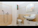 Apartmanok Bosiljka - by the sea: A1(5), A2(5), SA3(2) Sevid - Riviera Trogir  - Apartmanstudió - SA3(2): fürdőszoba toalettel