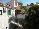 Apartmanok és szobák Jare - in old town R1 zelena(2), A2 gornji (2+2) Trogir - Riviera Trogir  - ház