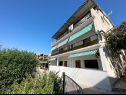 Apartmanok Kaza - 50m from the beach with parking: A1(2), A2(2), A3(6) Trogir - Riviera Trogir  - ház