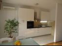 Apartmanok Marin1 - near pebble beach: A1(2+2), A2(2+2) Trogir - Riviera Trogir  - Apartman - A2(2+2): konyha ebédlővel