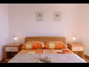 Apartmanok Pery - 2 bedroom sea view apartment: A1(4+1) Trogir - Riviera Trogir  - Apartman - A1(4+1): hálószoba