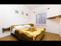 Apartmanok Bepoto- family apartment with terrace A1(4+1) Trogir - Riviera Trogir  - Apartman - A1(4+1): hálószoba