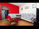 Apartmanok Bepoto- family apartment with terrace A1(4+1) Trogir - Riviera Trogir  - Apartman - A1(4+1): nappali