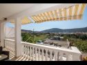 Apartmanok Mari - barbecue: A1Lile (4), A2Lile (2+2) Vinisce - Riviera Trogir  - Apartman - A1Lile (4): balkon