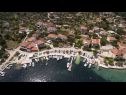 Apartmanok Jere - 30 m from beach: A1(4+1), A2(2+1) Vinisce - Riviera Trogir  - részlet