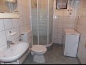Házak a pihenésre Bugi - free parking H(8+2) Bibinje - Riviera Zadar  - Horvátország  - H(8+2): fürdőszoba toalettel