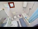 Apartmanok Julijana - economy apartment A1(6) Bibinje - Riviera Zadar  - Apartman - A1(6): fürdőszoba toalettel