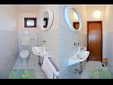 Apartmanok Julijana - economy apartment A1(6) Bibinje - Riviera Zadar  - Apartman - A1(6): toalett