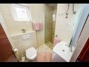 Apartmanok Dreamy - free parking A1(4), A2(4) Nin - Riviera Zadar  - Apartman - A2(4): fürdőszoba toalettel