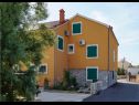 Apartmanok Stosa - with parking : A1(2+1), A2(2+1), A3(3+3) Nin - Riviera Zadar  - ház