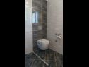 Apartmanok Summer Sun SA1(2+1), A2(2+2), A3(4+2), A4(4+2) Privlaka - Riviera Zadar  - Apartman - A3(4+2): fürdőszoba toalettel