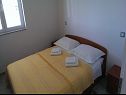 Apartmanok Marietta - sea view: A1(2+2), A2(2+2) Rtina - Riviera Zadar  - Apartman - A1(2+2): hálószoba
