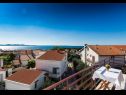 Apartmanok Ivan Z2 - 250 m from beach: A2(4) Zadar - Riviera Zadar  - Apartman - A2(4): terasz