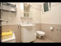Apartmanok Eddie - great location & comfor: A1(4), A2(4), A3(4), A4(4) Zadar - Riviera Zadar  - Apartman - A3(4): fürdőszoba toalettel