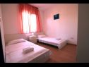 Apartmanok Eddie - great location & comfor: A1(4), A2(4), A3(4), A4(4) Zadar - Riviera Zadar  - Apartman - A4(4): hálószoba