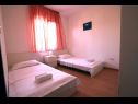 Apartmanok Eddie - great location & comfor: A1(4), A2(4), A3(4), A4(4) Zadar - Riviera Zadar  - Apartman - A2(4): hálószoba