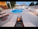 Apartmanok Max - luxurious with pool: A1(6+2) Zadar - Riviera Zadar  - medence