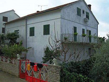 Apartmanok Jadra - with terrace : A1(4+1) Biograd - Riviera Biograd 
