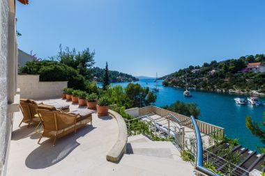 Házak a pihenésre Villa Victoria - beachfront luxury: H(10+1) Bobovisca - Brac sziget  - Horvátország 