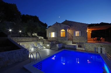 Házak a pihenésre Tonko - open pool: H(4+1) Postira - Brac sziget  - Horvátország 