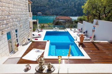 Házak a pihenésre Franco - with sea view and swimming pool: H(8+4) Mokosica - Riviera Dubrovnik  - Horvátország 