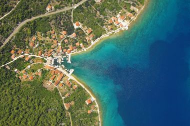 Házak a pihenésre Vese - 50 m from sea : H(4+1) Mali Iz (Iz sziget) - Riviera Zadar  - Horvátország 