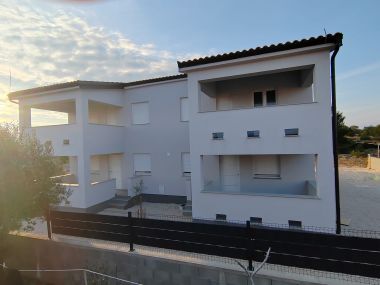 Apartmanok Juli - modern: A1(2+2) Vir - Riviera Zadar 